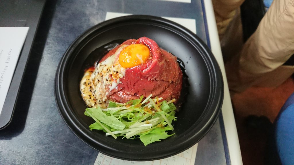 ローストビーフ丼！！！